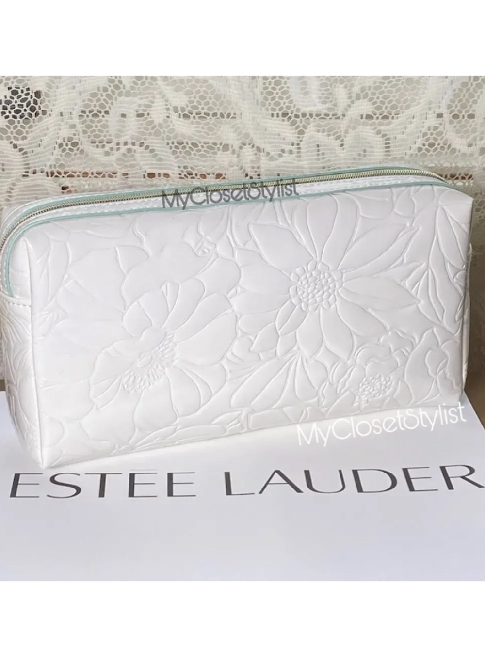 ESTEE LAUDER Overnight Large Cosmetic Toiletry Bag NEW Dopp Kit White Flowers xl
